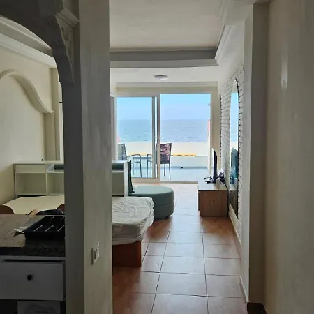 아파트 Playa Canteras 68 - Front *